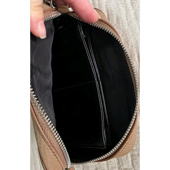 Alexander‎ Wang Fumo Wristlet Zip Around Wallet Pristine Beige Coin Pouch EUC